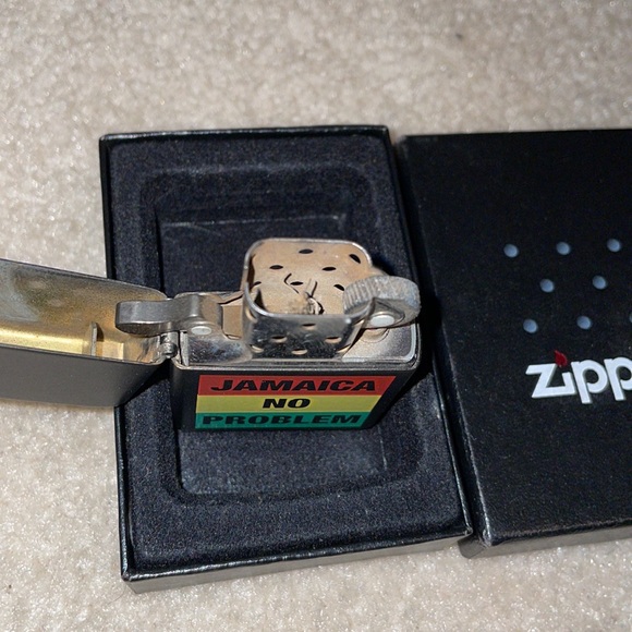Jamaica No Problem Zippo Lighter - Picture 2 of 4
